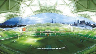 AAMI Park Stadium offers a remarkable form and lightness. So much so that in a precinct bristling with sports and entertainment venues, it signals a new era of technical and creative possibilities.
